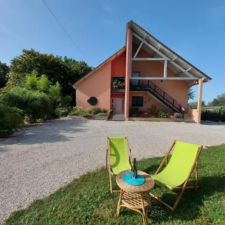 Aux Couleurs Du Holiday home *
