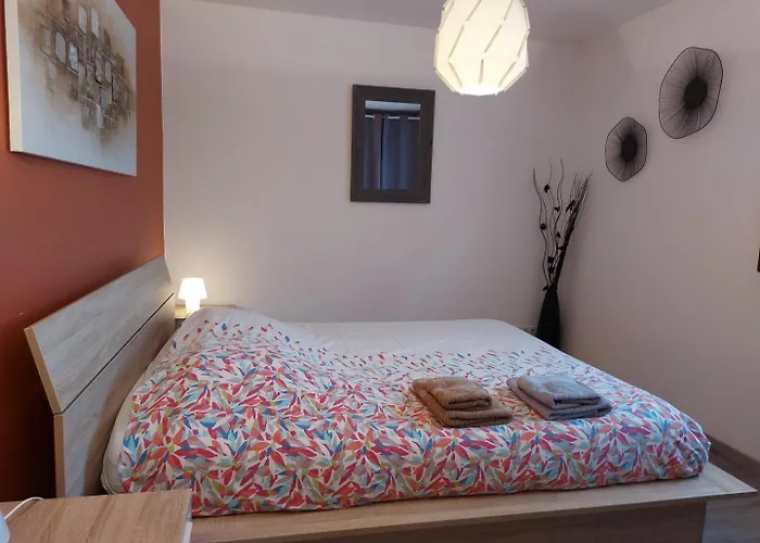 Semesterbostad Aux Couleurs Du Géraudot